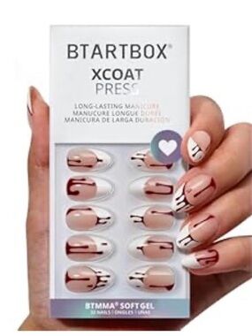 XCOAT Press-On Nails - Rose Gold Accent Nude Set